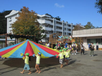 オープニングアクトとして５歳児さんのパラバルーン